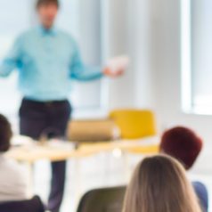 سمینارها و کارگاه های آموزشی